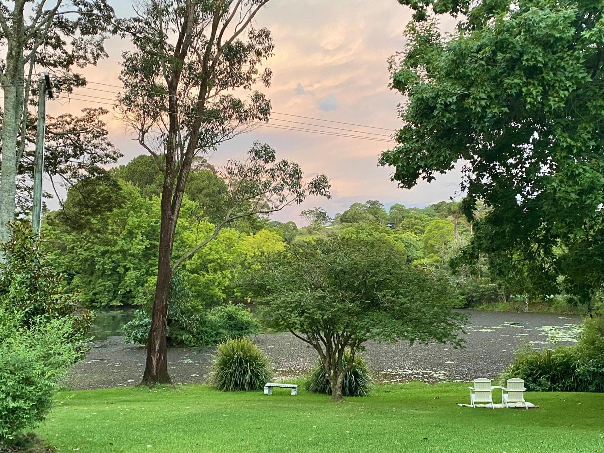 Maleny Lake Cottages Екстер'єр фото
